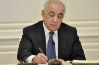 Əli Əsədov yeni qərar imzaladı