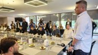 “Fənərbaxça”nın prezidenti futbolçularla vidalaşdı