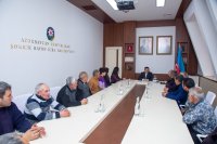 Şəmkirdə kommunal xaos: Günlərlə yığılmayan zibillər, üfunət iyi və sakinlərin narazılığı – FOTOFAKT